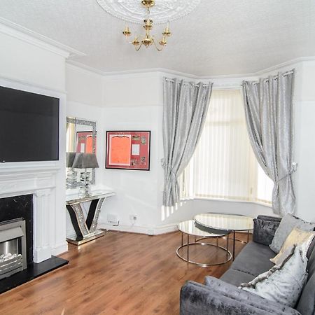 Riverpool - Elegant House 1 Minute Walk To Anfield Stadium Villa Liverpool Dış mekan fotoğraf