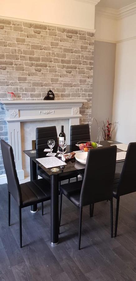 Riverpool - Elegant House 1 Minute Walk To Anfield Stadium Villa Liverpool Dış mekan fotoğraf